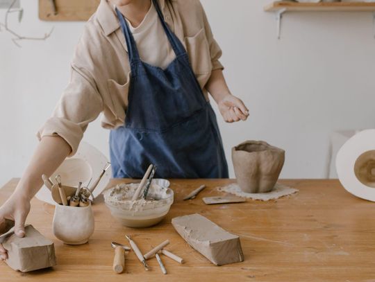 Jak wybrać glinę ceramiczną dla początkujących?